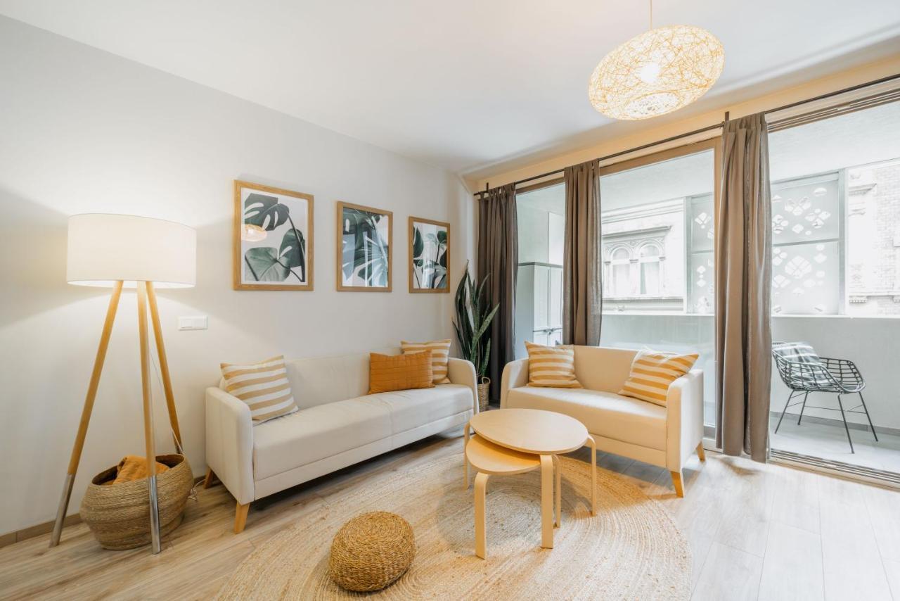 Monkey Suite Budapest Bagian luar foto