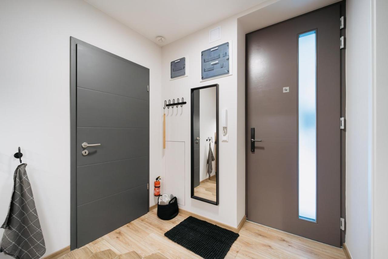 Monkey Suite Budapest Bagian luar foto