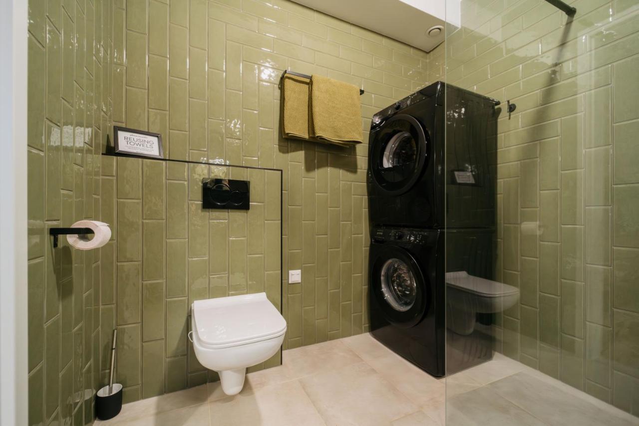 Monkey Suite Budapest Bagian luar foto