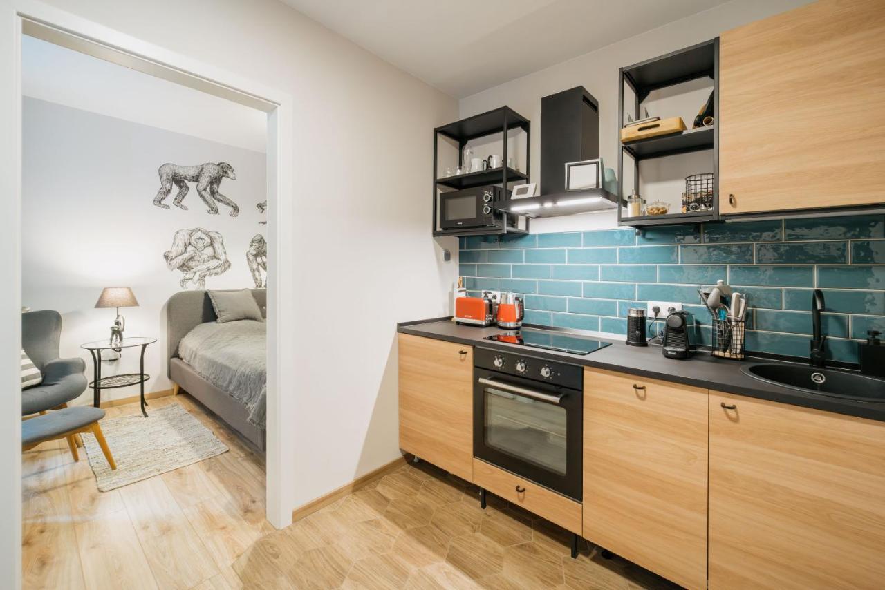 Monkey Suite Budapest Bagian luar foto